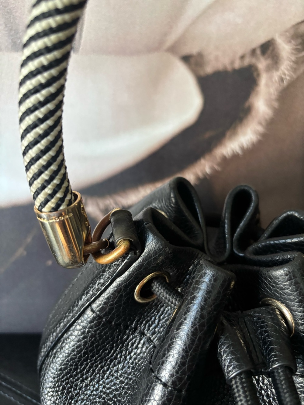 Marc Jacobs The Bucket Bag Black Leather - Picture 14 of 16